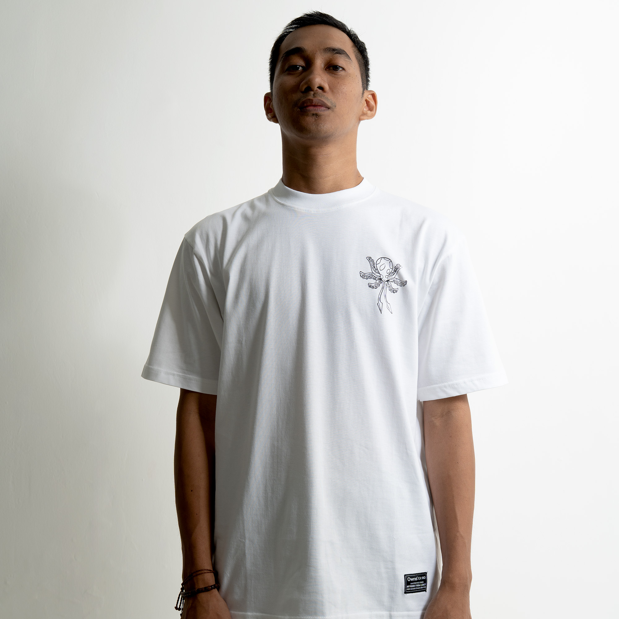 11. TEES CAPRIO WHITE c
